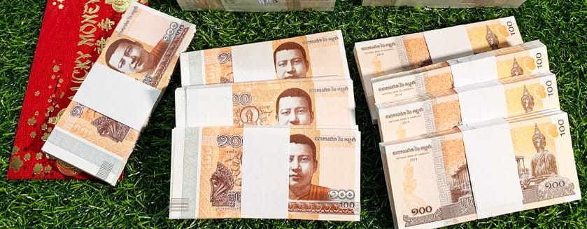 Tiền Phật Campuchia 100