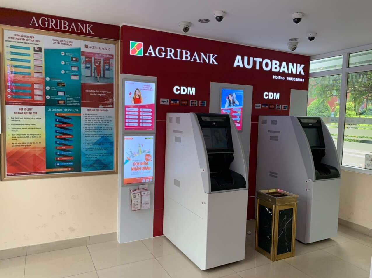 Chủ thẻ tín dụng có thể rút tiền mặt tại tất cả các cây ATM của Agribank